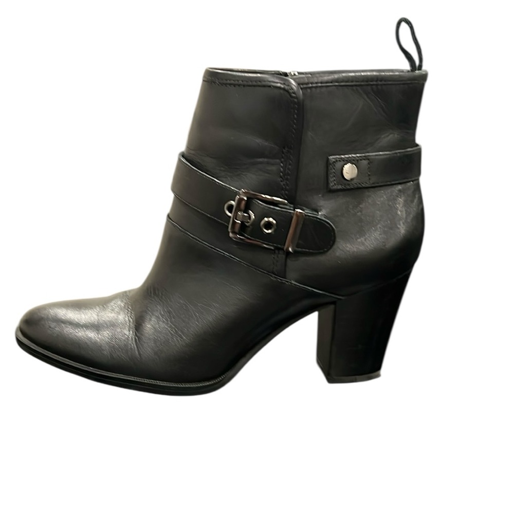 Franco Sarto Dorinda Black Booties with Chunky Heel Size 8
